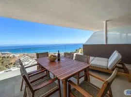 Apartamento deluxe con terraza y vistas al mar 008