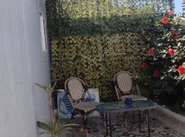 Studio proximité de plage guyville