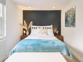 Host & Stay - Aurora, Hotel in Deal
