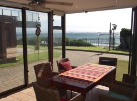 Bay view sea cottage, hotel in Victoria Bay