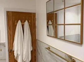The Stanhope - Ground Floor Apartment