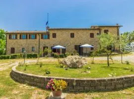 Apartment In Chianti With Swimming Pool