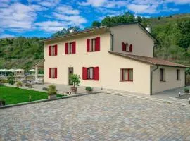 Family Friendly Villa With Swimming Pool In Tuscany
