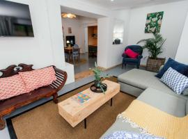 19 Mare St Apartments, hotellia, jossa on porealtaita kohteessa Howick