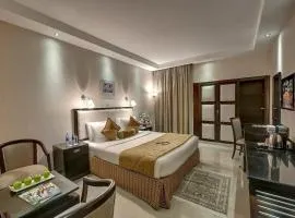 Palm Beach Hotel