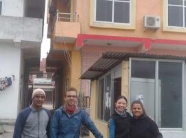Madhukunda Homestay, hotel v destinaci Butwāl