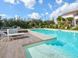 Amazing Home In Chiaramonte Gulfi