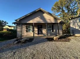 Bright and Cozy 4BR Home Away from Home