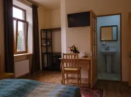 Saryan Guesthouse