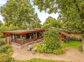 Cozy Home In Erm With Sauna, hotel a Erm