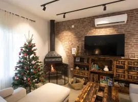 Montijo Sunny Private Pool and wonderful fireplace