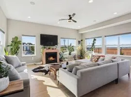 Family Fun Near Cedar Point - Rooftop Lake Views