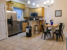 Ground Floor Apartment with Pool Walk to Beach