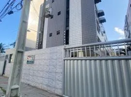 Apt 202B- 2 quartos climatizado em Ponta de Campina
