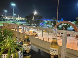 Aegean Suites, hotel in Aliağa