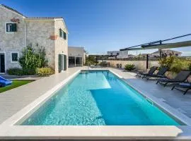 Villa Carmen by Interhome