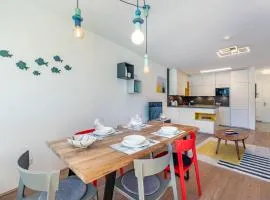 Apartment Top 5 Alpe maritima Seeblick-Bergkulisse by Interhome