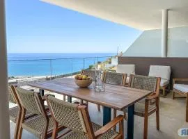 Apartamento deluxe con terraza y vistas al mar 009