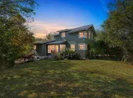 Secluded Woodland Retreat Near Starved Rock Park home