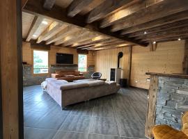 Chalet Saint Sorlin, hotel in Saint-Sorlin-dʼArves