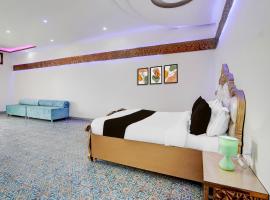 Hotel O The Grand Farm, hotel en Jaipur