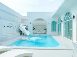 White Heaven Pool Villa Pattaya