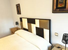 Casa De La Virginia, hotel in Valdealgorfa