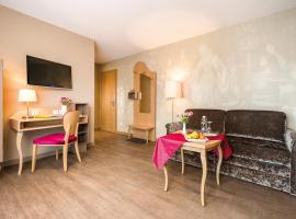 Villa Ludwig Suite Hotel, hotel in Hohenschwangau
