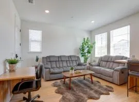 Cozy and Convenient Residential Duplex in Woodland