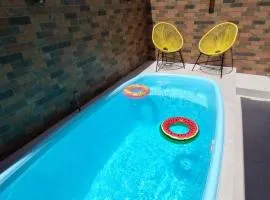 Casa Amarela da Prainha de Mambucaba - Piscina aquecida