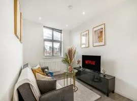 The Azure Hideaway 2BR 2BA City Centre