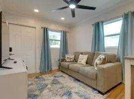 4 Mi to Beach & Rosemary Square: Convenient Home