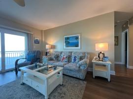 Beachfront Condo, Ocean Views, Near Patrick SFB, condominio en Satellite Beach