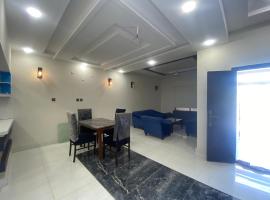 Guest House in Bahria Town Karachi, villa in Karachi