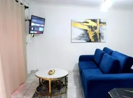 Optimum Stay Self Catering Accommodation - Deluxe Room