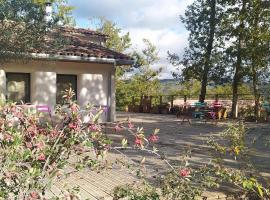 La Colline aux Oiseaux - Quatre chambres, hotel i Fa