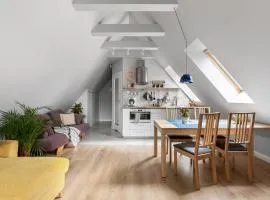 Urokliwy apartament na poddaszu w Gdańsku