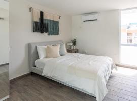 AQUA Terrazas Studios 4&5 - Oceanfront Duo Retreat with Pool, hôtel à Mameyal