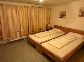 Attika Hotel, hotel v destinaci Halstenbek
