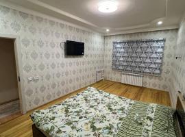 3-комнатная квартира в Андижане, hotel in Andijon