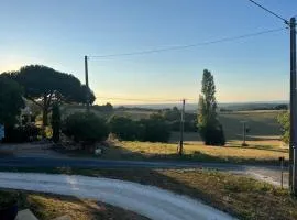 Appart neuf avec belle vue proche de SARLAT