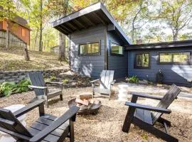Luray Black Walnut Cabin on 2 Acres with Fire Pit!