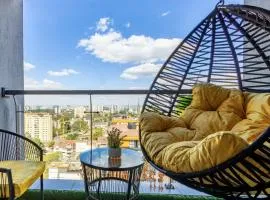 Vieli Luxury Apartment with heated Pool,Gym,1 min walk to Mall