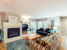 Sea Colony - 55050 Pine Lake Dr