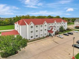 Ramada Limited by Wyndham, Bloomington I-55 & I-74 IL, hotel v mestu Bloomington