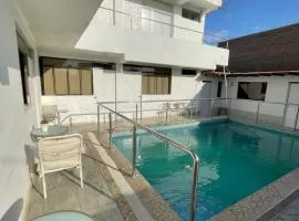 Hotel tropical paracas