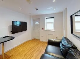 Modern 1 Bed City Centre Flat