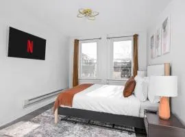 Deluxe 3 Bed Apt Min to NYC