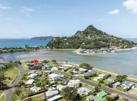 Manaia Magic - Tairua Holiday Home