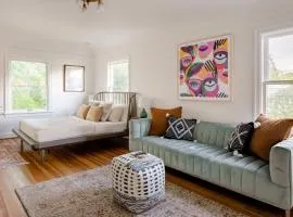 Stay Portland - BoHo Oasis in Ladd's Addition with 2 Beds